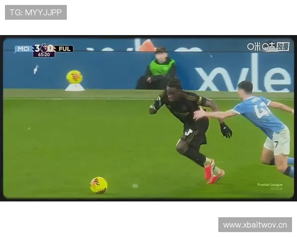 踩踏犯规和普通犯规判罚有什么不同？裁判如何精准识别？